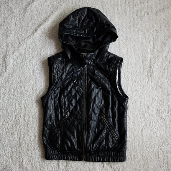 Danier Black Leather Bomber Jacket with Thinsulate - Picture 6 of 9